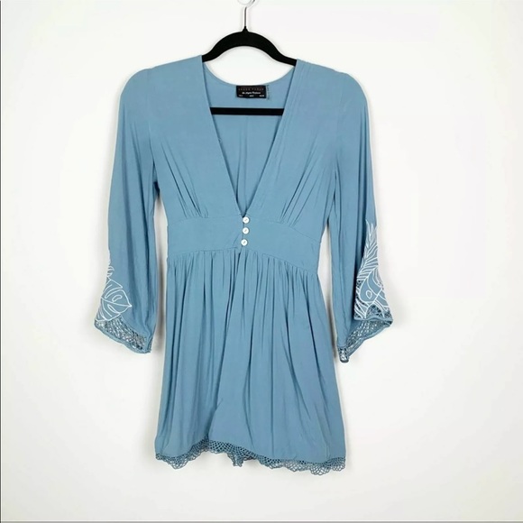 Dress Forum Dresses & Skirts - Dress forum blue dress small